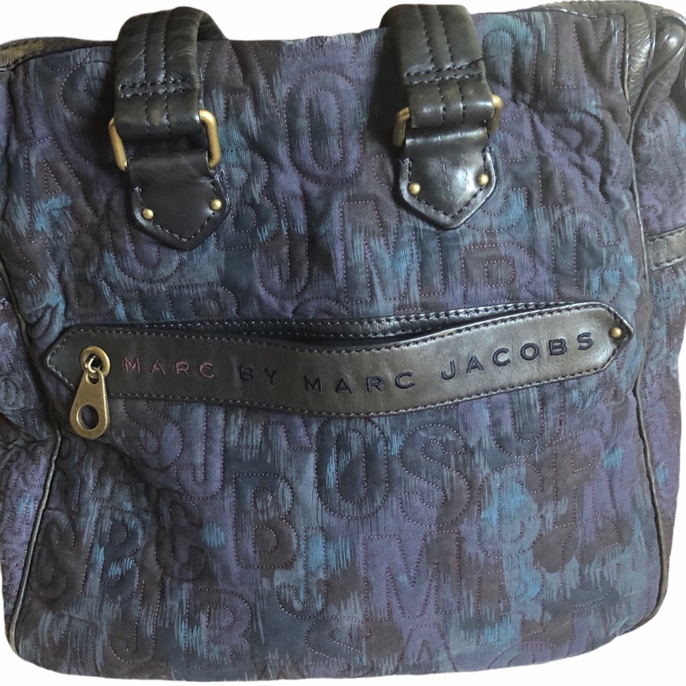 MARC BY MARC JACOBS Logo Quilted Canvas Tote - Picture 3 of 16